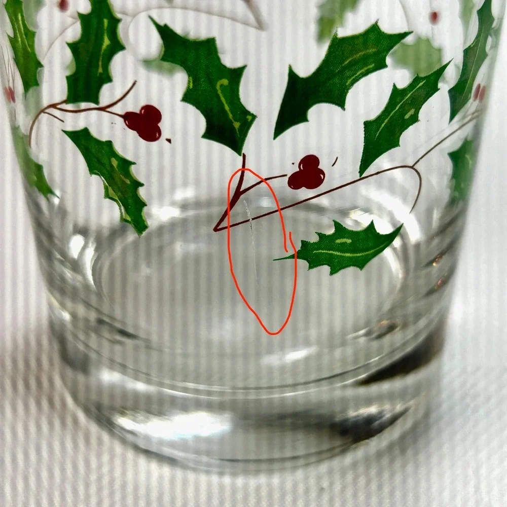Lenox holly berry